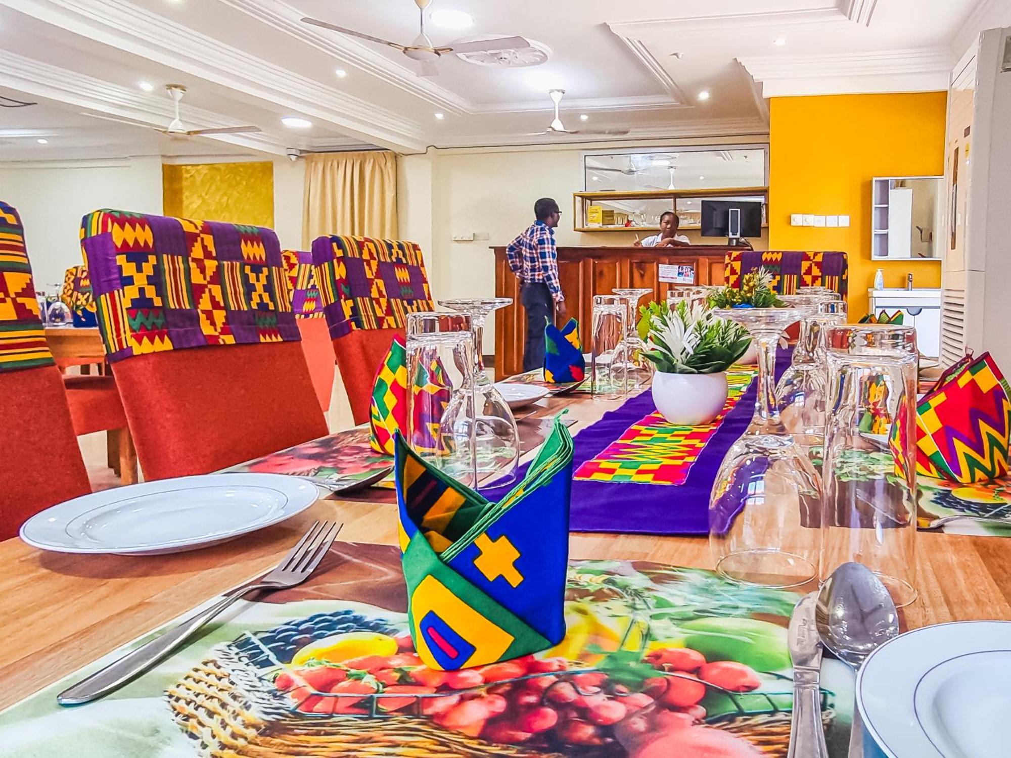 Rhogem Hotel Sekondi-Takoradi ภายนอก รูปภาพ
