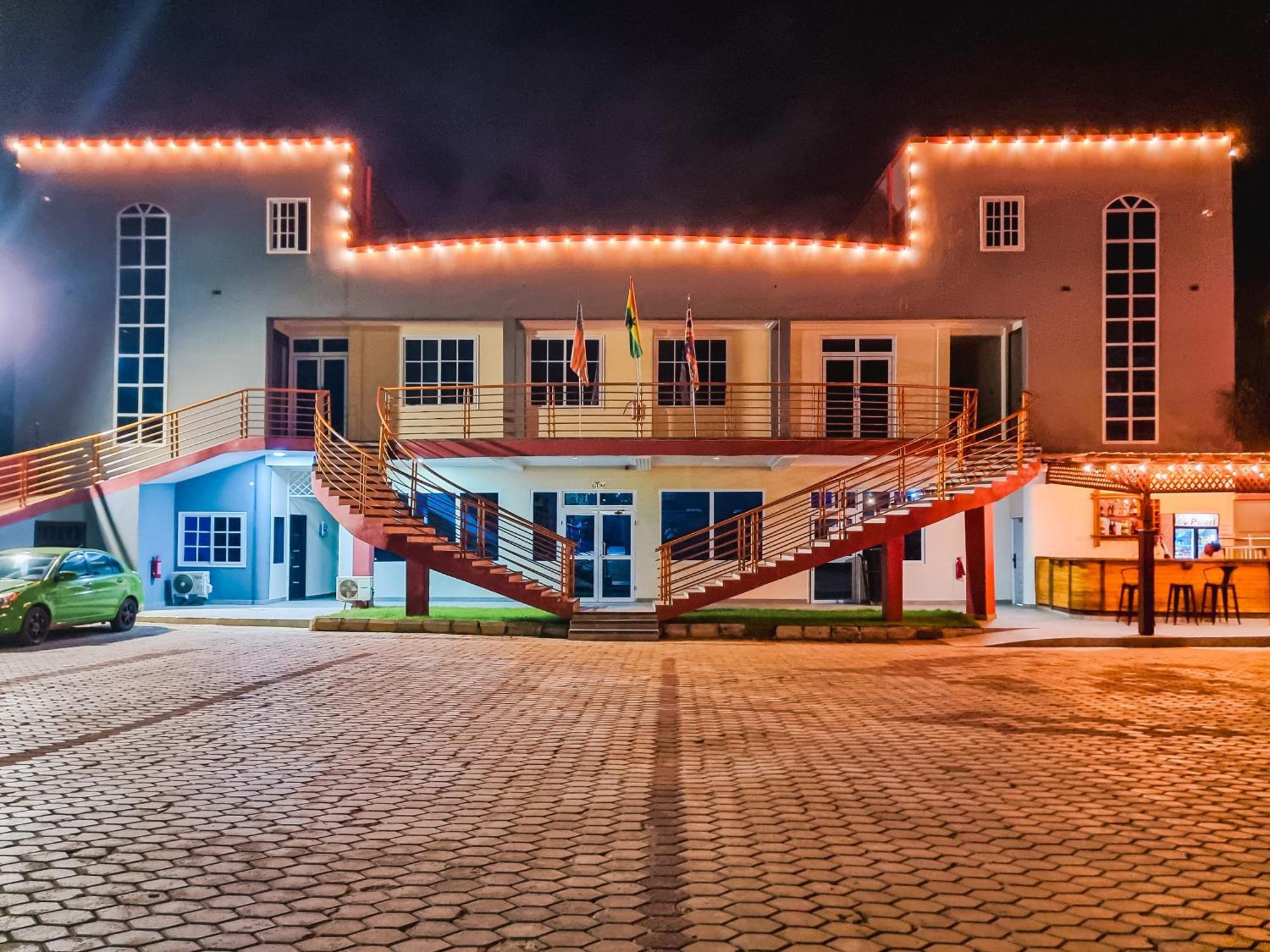 Rhogem Hotel Sekondi-Takoradi ภายนอก รูปภาพ